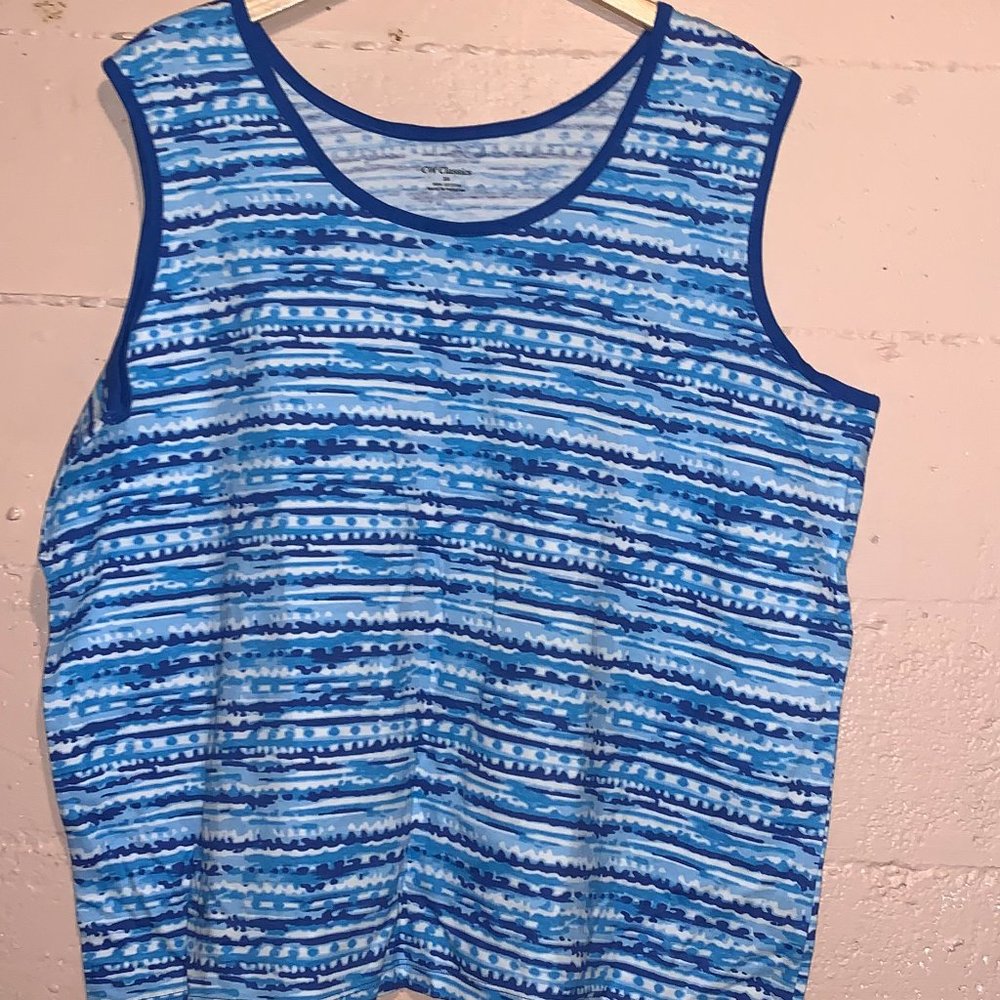 Sleeveless tank top in watery blue print (3XL)